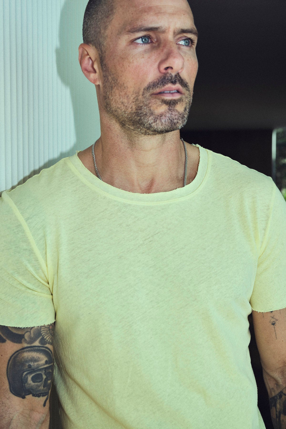 Men's Wallace Raw Neck Cotton Linen Crew Tee