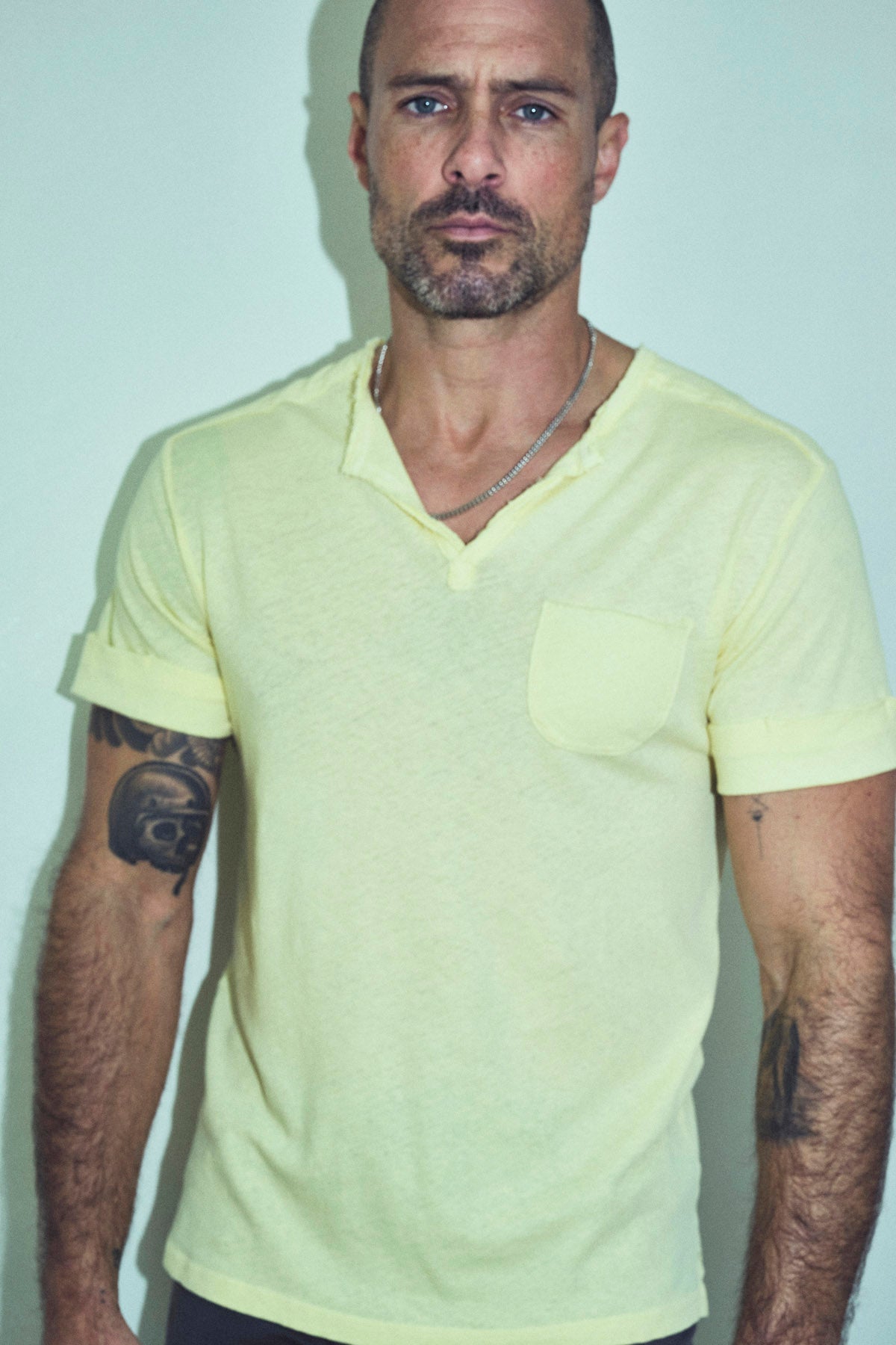 Men's Linen Blend Raw Edge Split V-Neck Tee