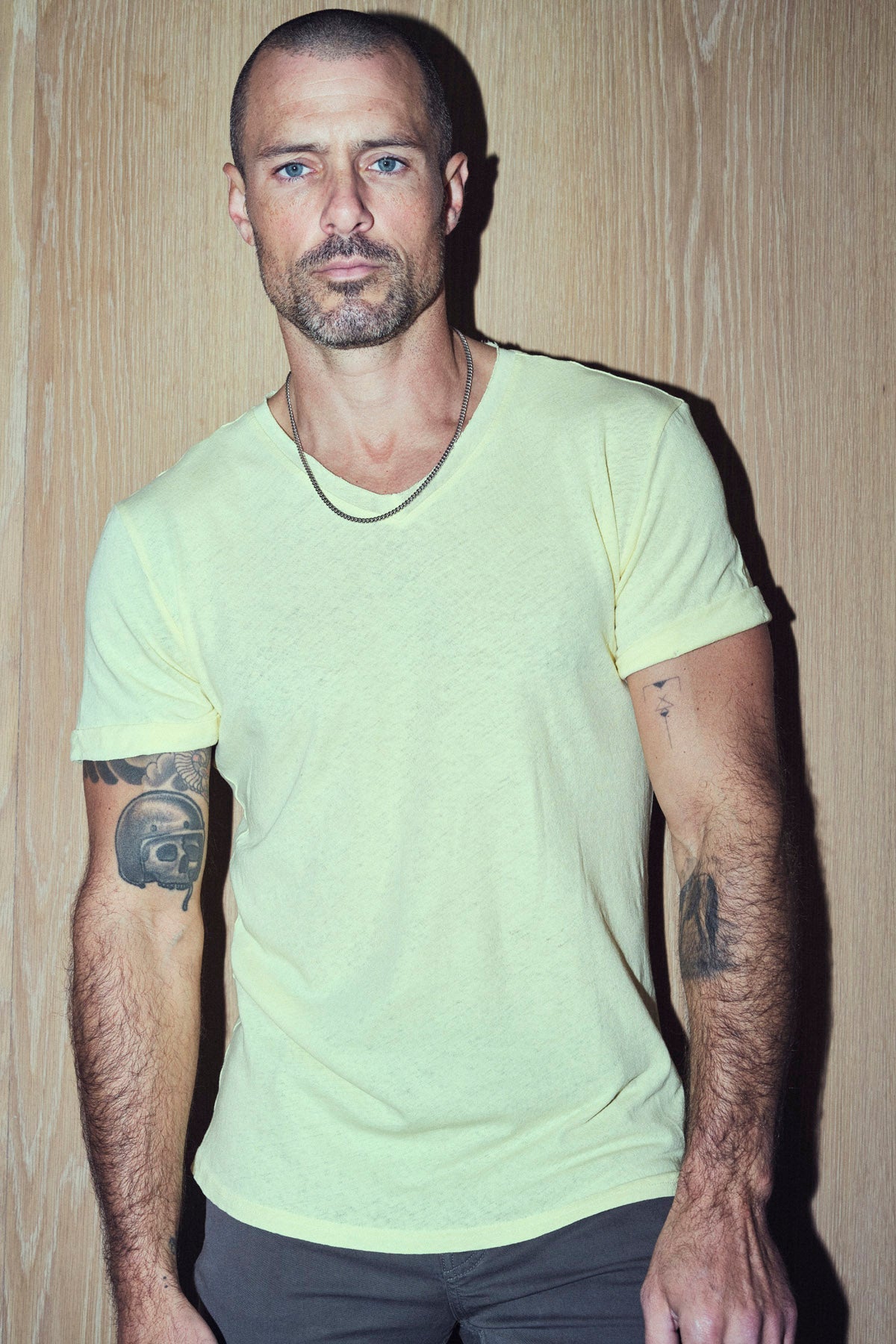 Men's Cotton Linen V-Neck Tee